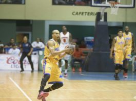 Metros crucifican a Leones en su casa y ponen la serie final 2-0