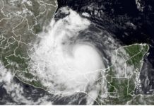 Franklin se convierte en el primer huracán de la temporada ciclónica