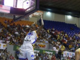 Metros doman a los Leones en el primer juego de la Final