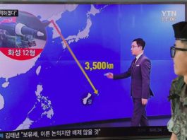 Corea del Norte amenaza con lanzar cuatro misiles hacia Guam este mes