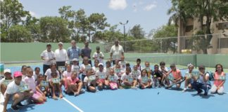Cierra con éxitos Campamento escolar de Tenis en Santiago