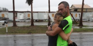 «Inundaciones catastróficas»: las imágenes de destrucción que va dejando el huracán Harvey a su paso por Texas