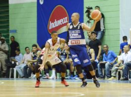 Don Bosco y La Cancha triunfan y empatan en primero Baloncesto de Moca