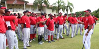 Leones practicaron el domingo y el lunes se integra el resto de jugadores de posición