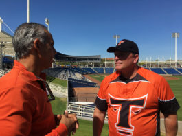 Pat Murphy: «Mi objetivo es llevar a los Toros a la corona»