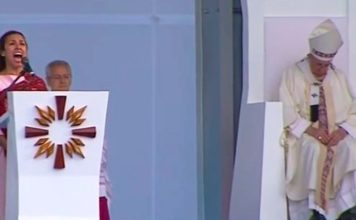 La artista Maía deslumbró con su voz durante la Misa presidida por el Papa Francisco en el parque Simón Bolívar de Bogotá