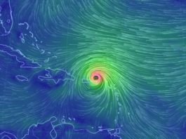 Irma está golpeando puerto rico como una tormenta de categoría 5 con vientos de 185 km / h. (En Vivo)