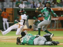 Estrellas propinan octava derrota seguida a los Toros