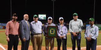 Estrellas reconocen a Pepe Busto