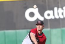 Haley lanza bien y Leones vencen Toros