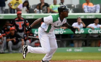 Estrellas se alejan en la cima; vencen a los Toros