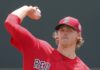 Pitcher Justin Haley repite como importado del Escogido