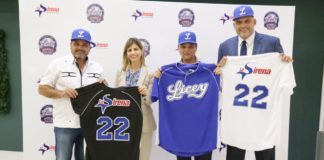 La Sirena patrocina uniforme del Licey