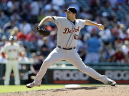 Toros contratan al relevista zurdo Pat McCoy