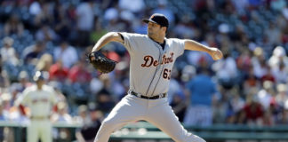 Toros contratan al relevista zurdo Pat McCoy