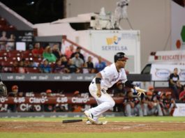 Avelino pega hit ganador en triunfo de los Gigantes sobres los Toros en extrainnings