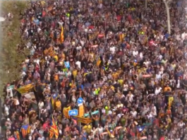 El ‘Parlament’ declara la independencia de Cataluña