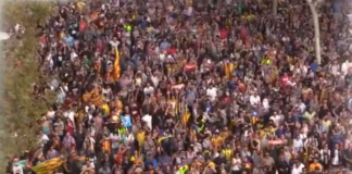 El ‘Parlament’ declara la independencia de Cataluña