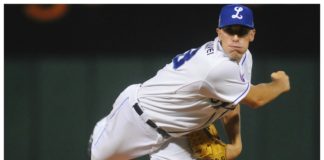 Estrellas contratan a pitchers Mitch Atkins y Nik Turley