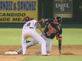 Gigantes propinan quinta derrota en línea a Toros