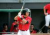 Estrellas contratan a “utility” Grant Kay