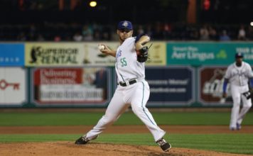 Escogido contrata al relevista Matt Pierpont