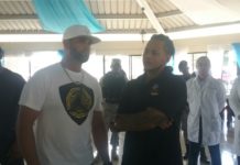 Peloteros Carlos Martínez y Albert Pujols auspician operativos médicos en varias comunidades de Puerto Plata