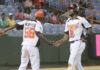 Toros remontan para derrotar a los Tigres en el Corral