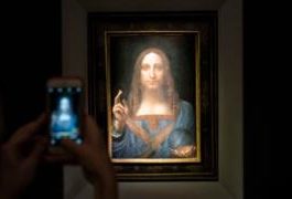 El cuadro atribuido a Leonardo da Vinci «Salvator Mundi» se convierte en el más caro de la historia al ser subastado por más de US$400 millones