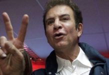 Elecciones en Honduras: quién es Salvador Nasralla, «El señor de la televisión» a punto de evitar la reelección de Juan Orlando Hernández como presidente