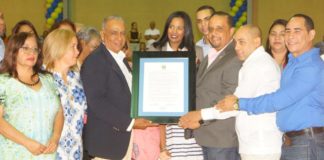 La alcaldía de Jarabacoa declara al golfista Andrés Dilonex De La Rosa “Propulsor Deportivo”