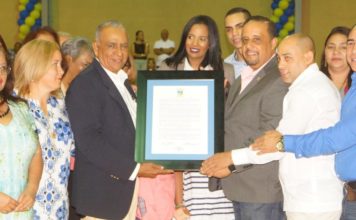 La alcaldía de Jarabacoa declara al golfista Andrés Dilonex De La Rosa “Propulsor Deportivo”