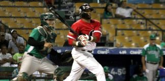 Leones ganan con gran slam de Danny Richard y empatan en cuarto lugar