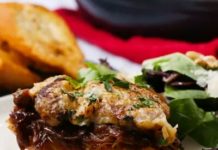 Montaditos de pollo y cebolla