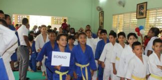 Asociación de judo de Monseñor Nouel gana copa regional navideña