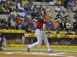 Leones se impusieron a las Águilas con gran ofensiva