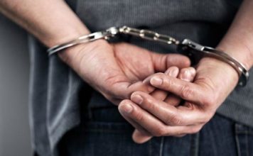 Policía Nacional apresa por separado un hombre y una mujer por robos en residencias en Villa Juana y Cristo Rey