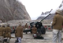 El lugar donde hasta bañarse o lavarse los dientes es un peligro: así es la vida en el glaciar Siachen, el campo de batalla más alto del mundo