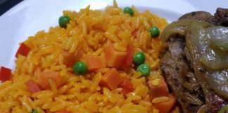 Arroz precocido con vegetales y filete de res