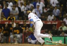Licey le pone número a la casa en la Serie Final al disponer de las Águilas en extrainnings