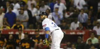 Licey le pone número a la casa en la Serie Final al disponer de las Águilas en extrainnings