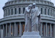 Cierra el Gobierno de Estados Unidos: ¿qué significa esto?