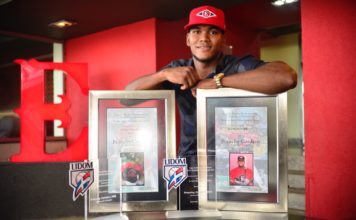 Cordero recibe premios de “Más Valioso” y “Novato del Año”
