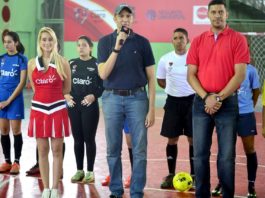 Saint George triunfa en el inicio de la etapa capitaleña de La Copa Intercolegial Claro de Futsal Femenino 2018
