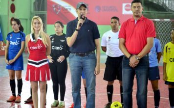 Saint George triunfa en el inicio de la etapa capitaleña de La Copa Intercolegial Claro de Futsal Femenino 2018