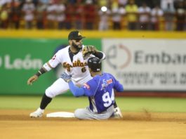 Las Águilas superan al Licey y ponen la serie 2-0 a su favor