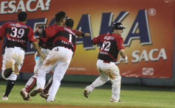 Hague decide dramática victoria de los Leones