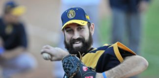 Relevista Ryan Kussmaul fue anunciado por los Leones