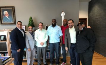 Ministro de Turismo valora posibilidad de alianza estratégica con Vladimir Guerrero