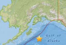 Desactivan la alerta de tsunami en Alaska tras un terremoto de 7,9